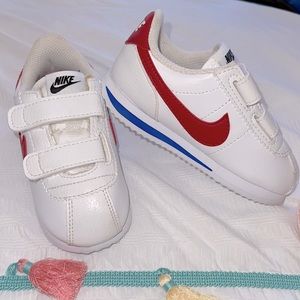 Brand new unisex Toddler Nike Cortez size 7C.